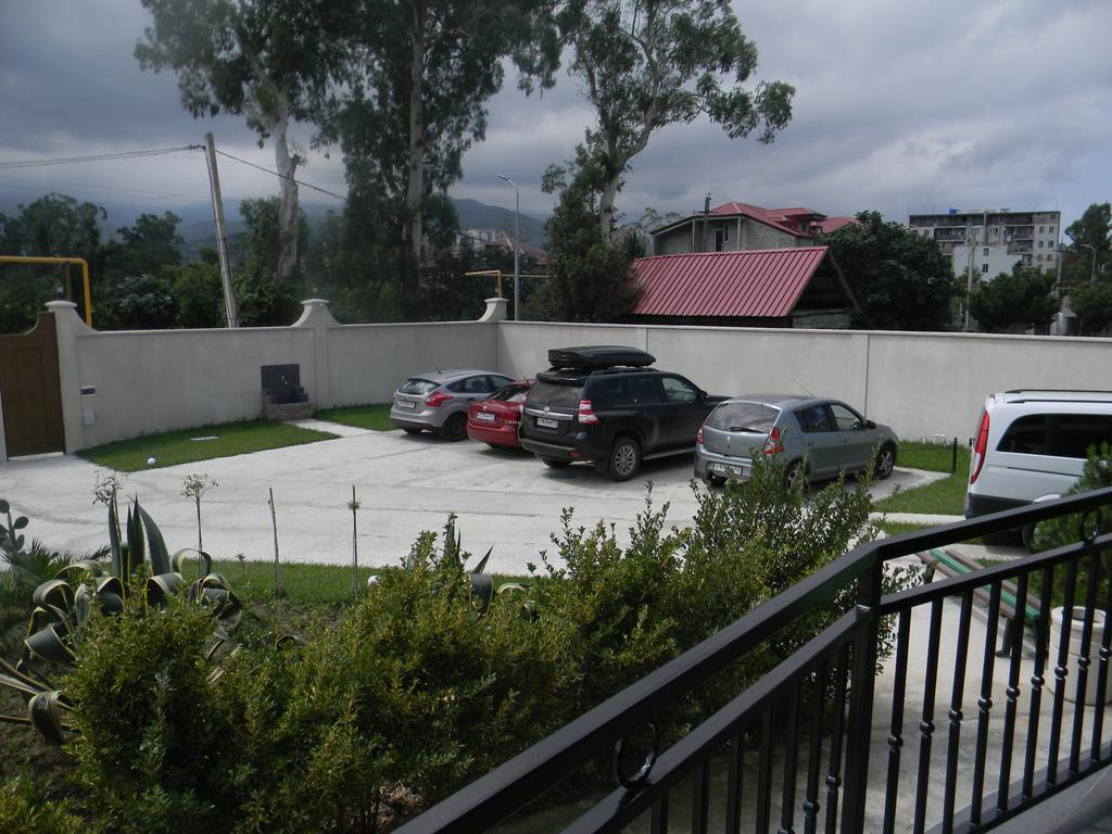 Villa Qero บาทูมิ ภายนอก รูปภาพ