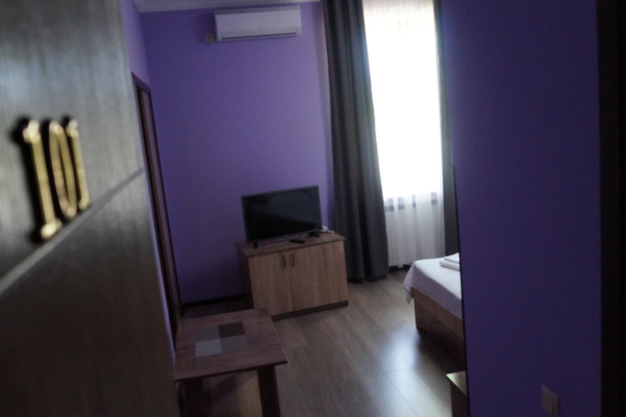 Villa Qero บาทูมิ ภายนอก รูปภาพ