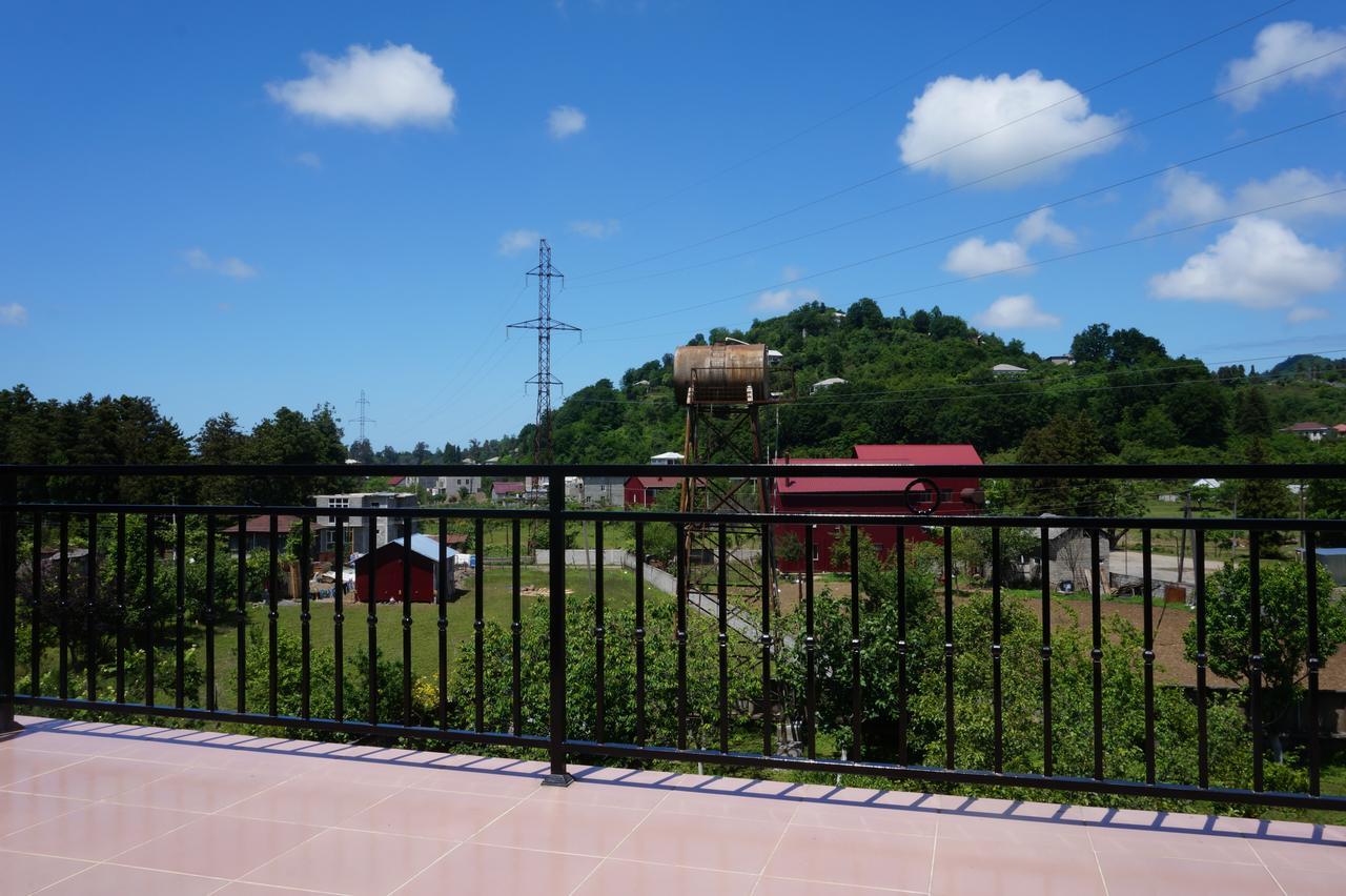 Villa Qero บาทูมิ ภายนอก รูปภาพ